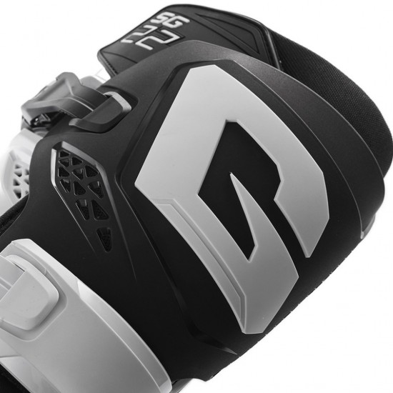 Botas Gaerne MX SG22 Black / White Botas Gaerne MX SG22 Black / White